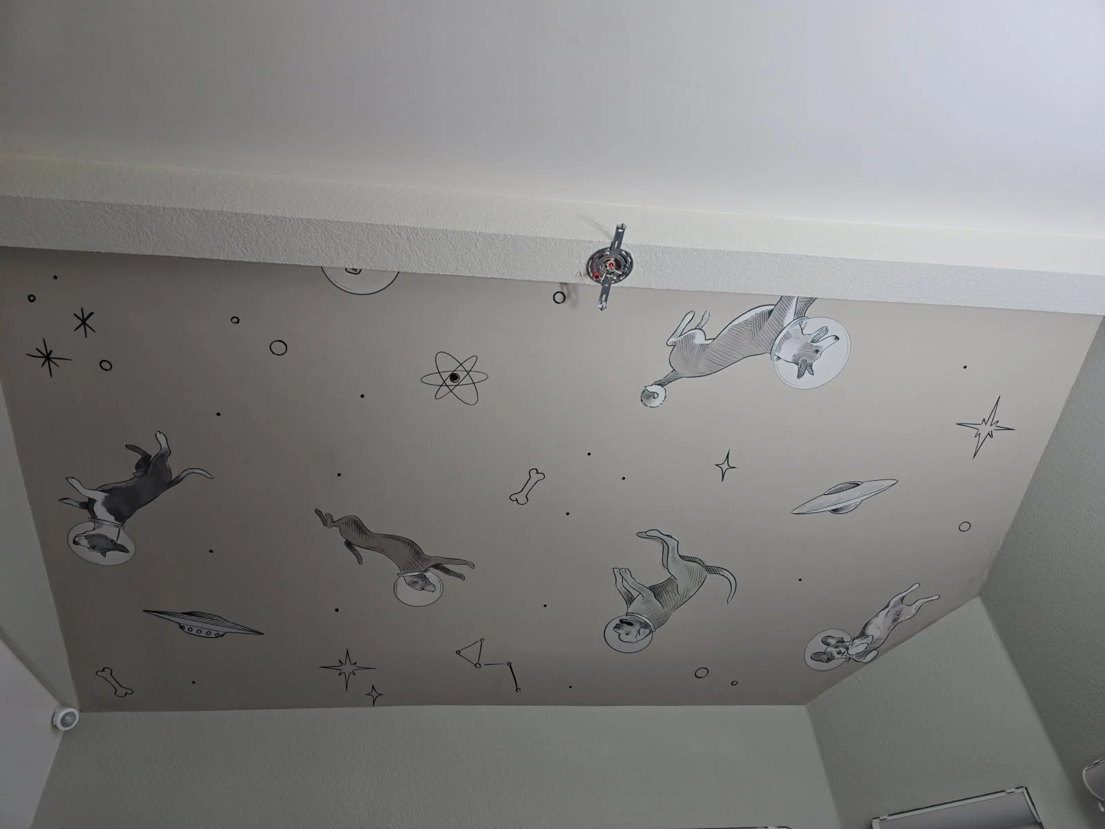 Wallpaper pattern consultation
